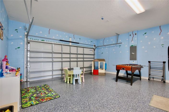 Image No.40-6 Bed Property for sale