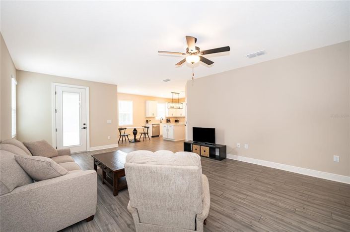 Image No.11-3 Bed Property for sale