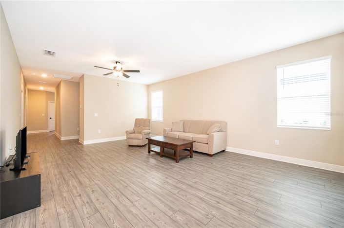 Image No.13-3 Bed Property for sale