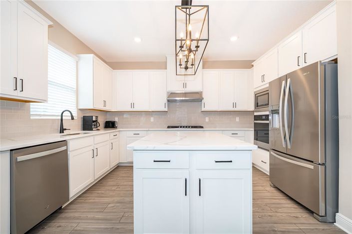 Image No.15-3 Bed Property for sale