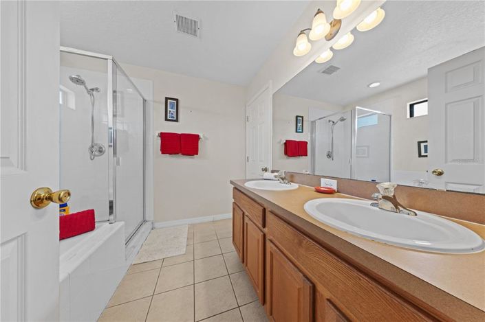 Image No.35-Propriété de 4 chambres à vendre à Clermont