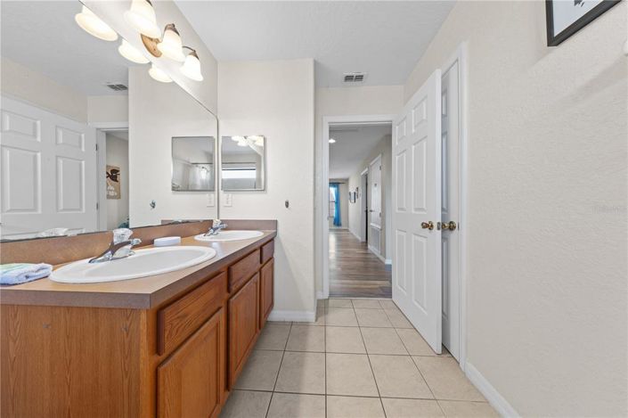 Image No.45-Propriété de 4 chambres à vendre à Clermont