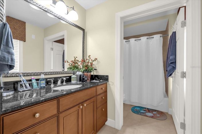 Image No.16-3 Bed Property for sale