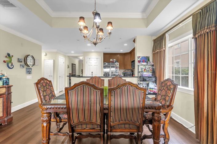 Image No.5-3 Bed Property for sale