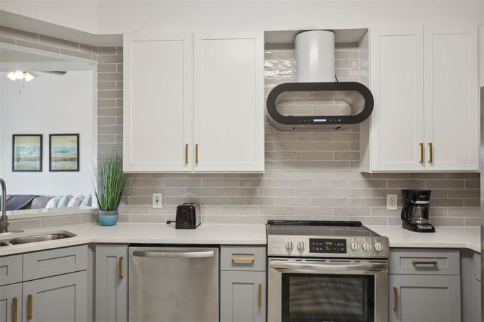 Image No.2-2 Bed Property for sale