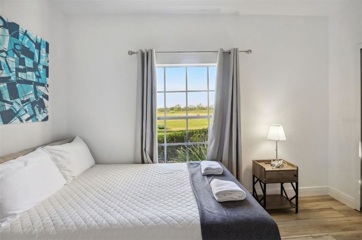 Image No.4-2 Bed Property for sale