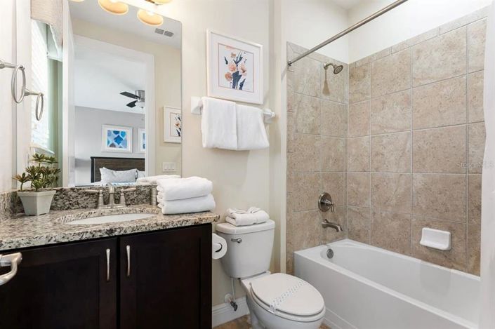 Image No.26-5 Bed Property for sale