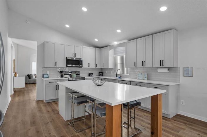 Image No.6-Propriété de 4 chambres à vendre à Davenport