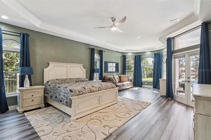 Image No.27-5 Bed Property for sale