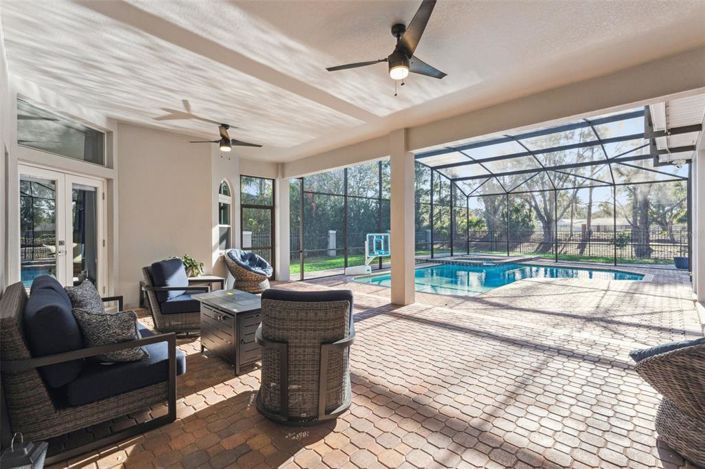 Image No.47-5 Bed Property for sale