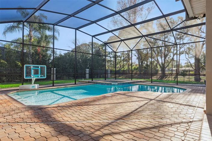 Image No.53-5 Bed Property for sale