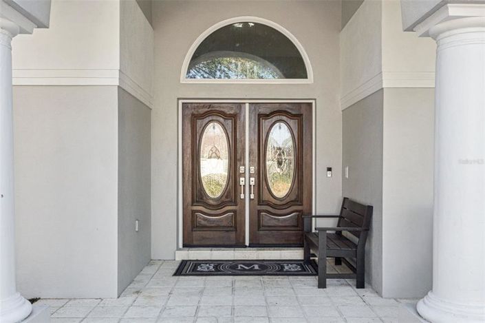 Image No.9-5 Bed Property for sale