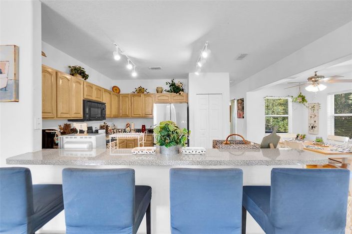 Image No.15-5 Bed Property for sale