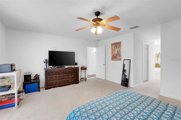 Image No.24-5 Bed Property for sale