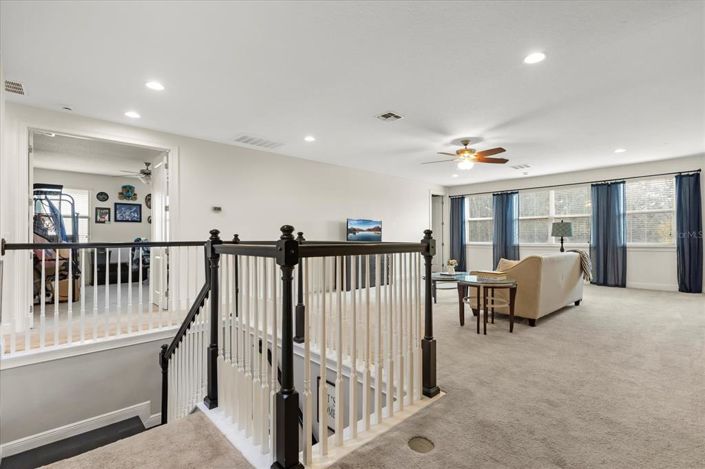 Image No.30-7 Bed Property for sale