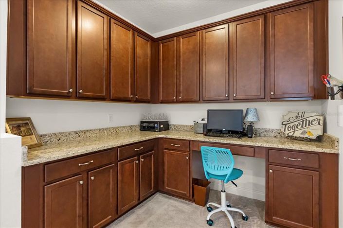 Image No.33-7 Bed Property for sale