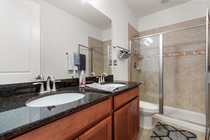 Image No.47-7 Bed Property for sale