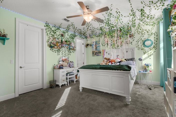 Image No.48-7 Bed Property for sale