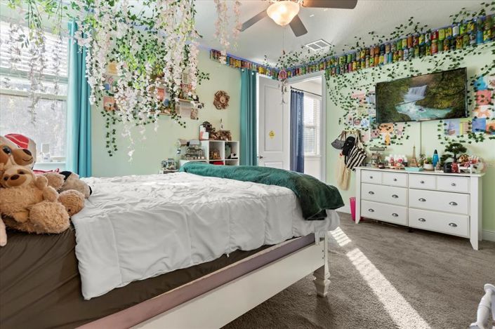 Image No.50-7 Bed Property for sale