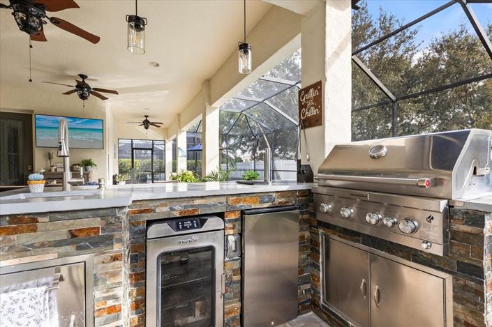 Image No.55-7 Bed Property for sale