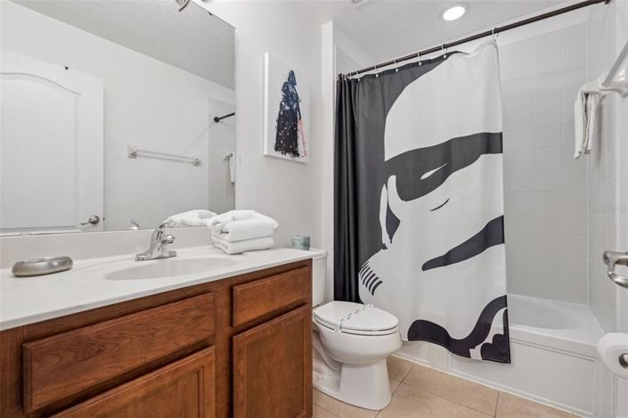 Image No.22-6 Bed Property for sale