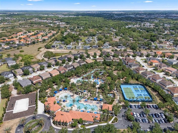 Image No.54-6 Bed Property for sale