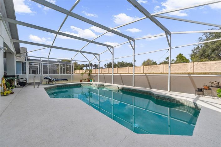 Image No.21-3 Bed Property for sale