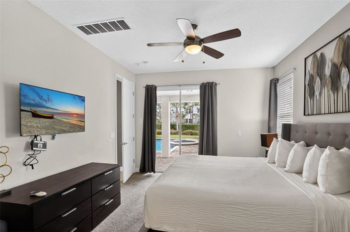 Image No.21-8 Bed Property for sale