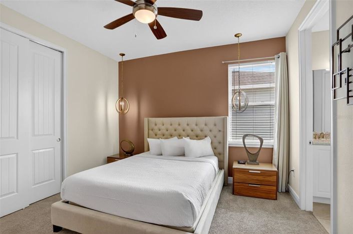 Image No.30-8 Bed Property for sale