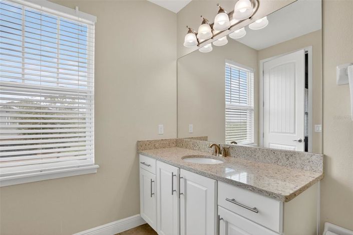 Image No.39-8 Bed Property for sale