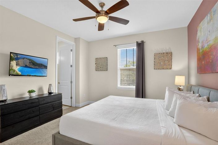 Image No.43-8 Bed Property for sale