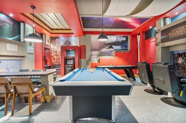 Image No.29-8 Bed Property for sale