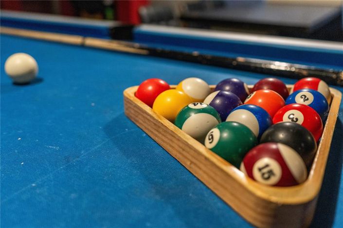 Image No.30-8 Bed Property for sale