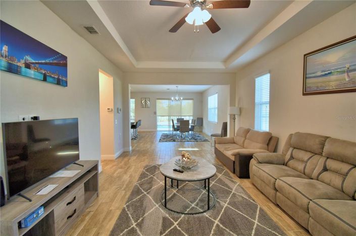 Image No.10-4 Bed Property for sale