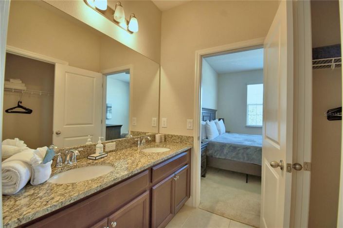 Image No.37-4 Bed Property for sale