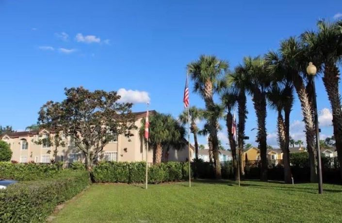 Image No.14-2 Bed Townhouse for sale