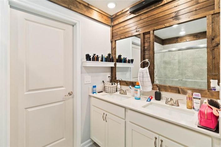 Image No.18-4 Bed Property for sale