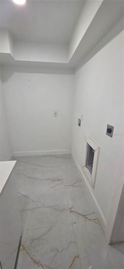 Image No.15-6 Bed Property for sale