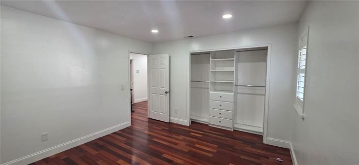 Image No.49-6 Bed Property for sale