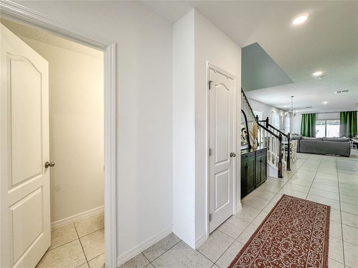 Image No.7-4 Bed Property for sale