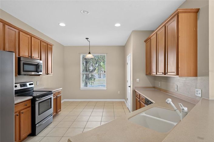 Image No.8-Propriété de 4 chambres à vendre à Kissimmee