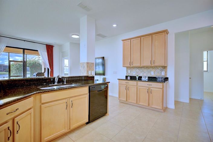 Image No.14-4 Bed Property for sale