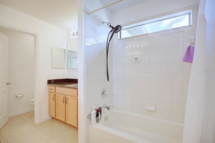 Image No.43-4 Bed Property for sale