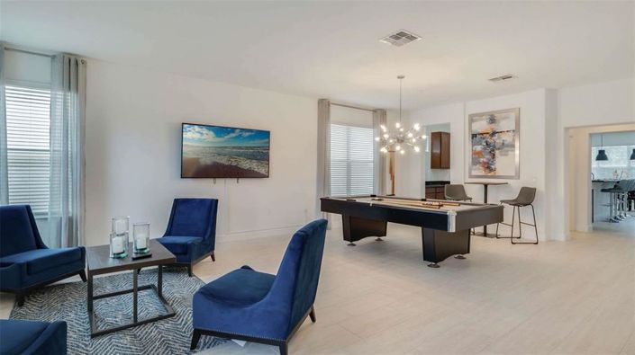 Image No.3-6 Bed Property for sale