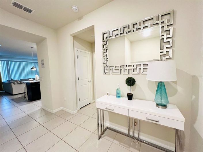 Image No.3-5 Bed Townhouse for sale