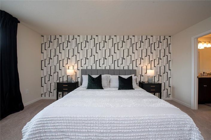 Image No.27-5 Bed Townhouse for sale