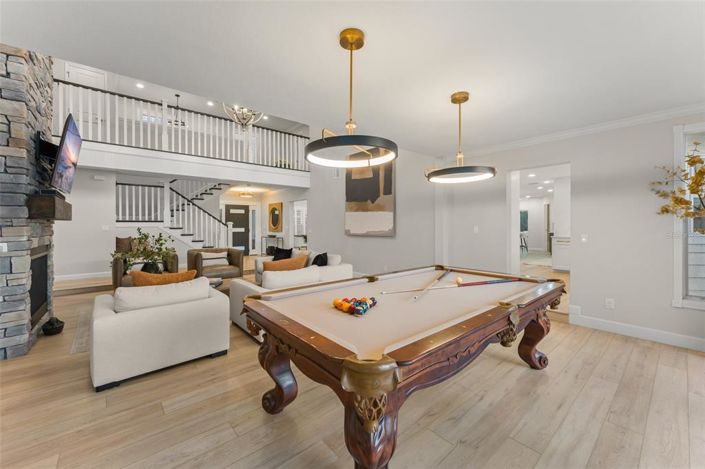 Image No.21-6 Bed Property for sale