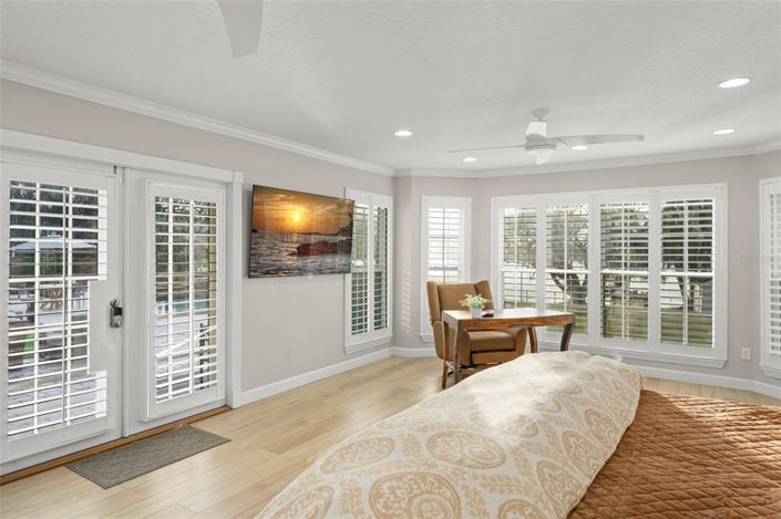 Image No.25-6 Bed Property for sale