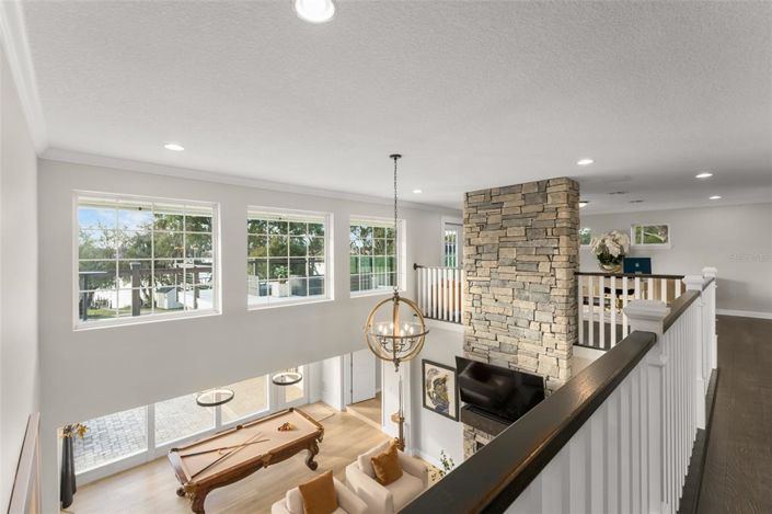 Image No.39-6 Bed Property for sale