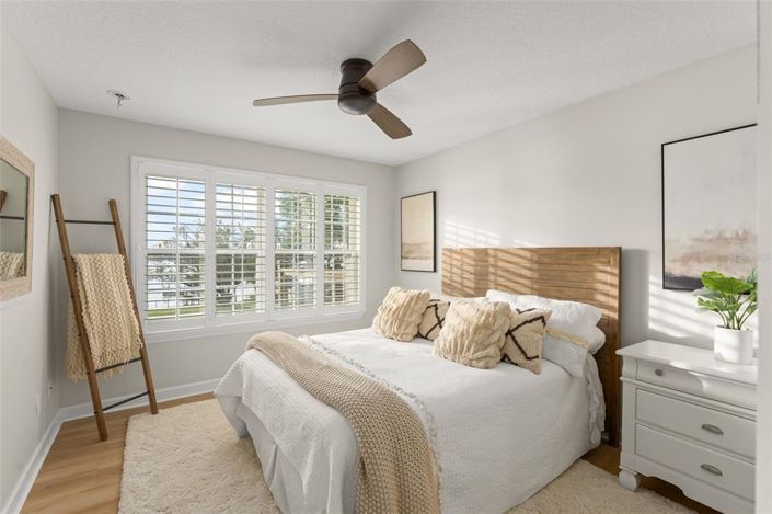 Image No.47-6 Bed Property for sale